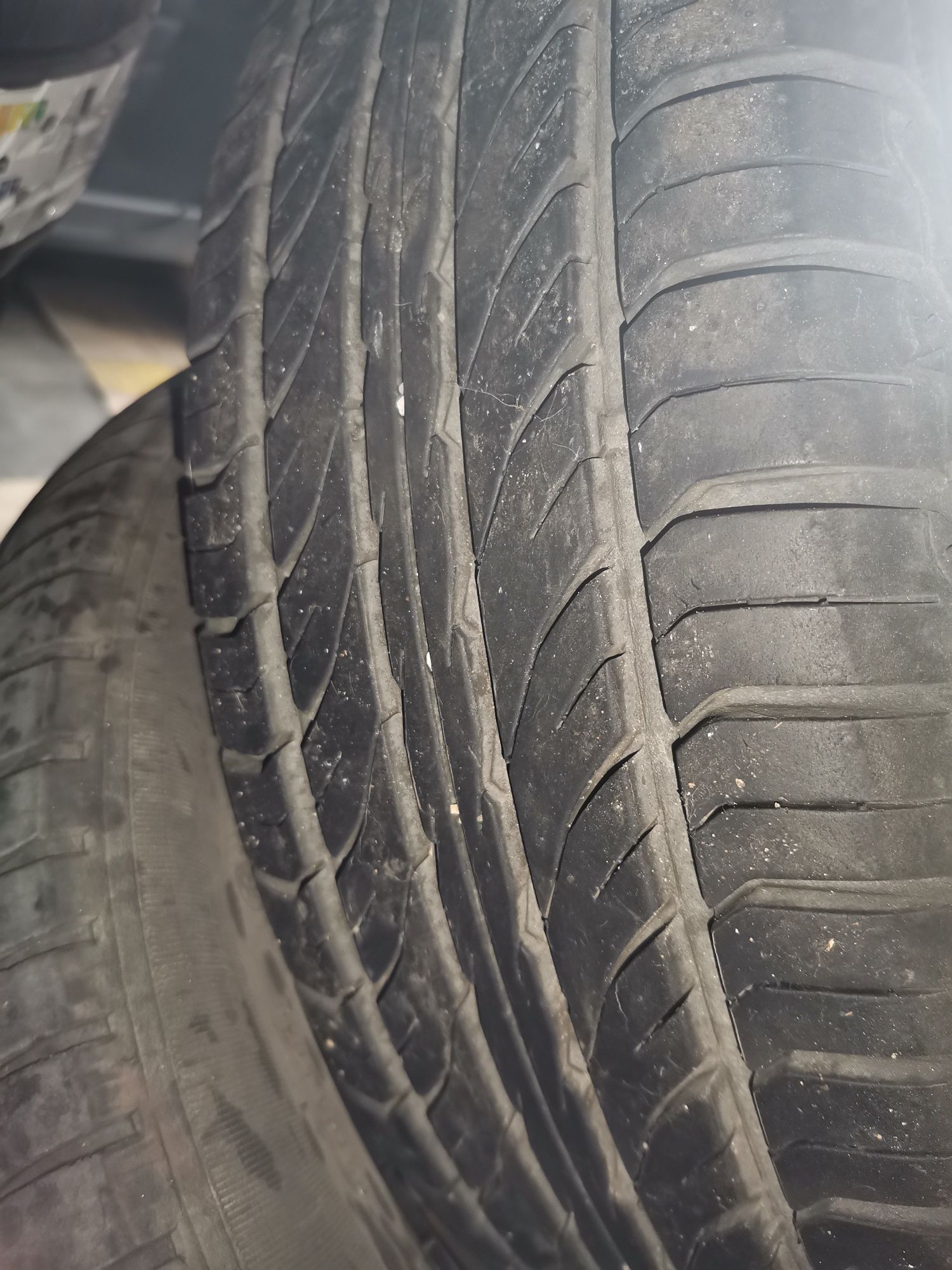 4 Jantes 15 4x100 + 4 Pneus novos