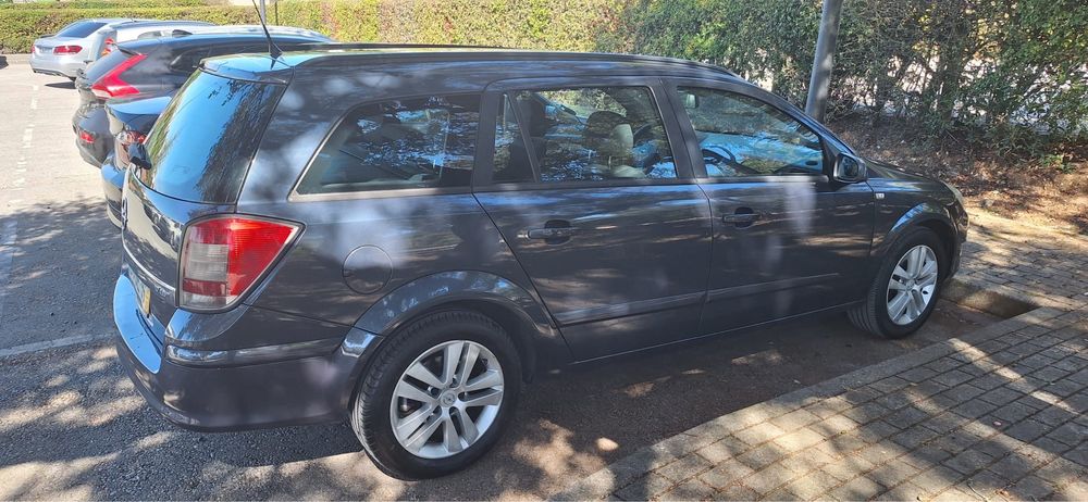 Opel Astra Caravan 2008