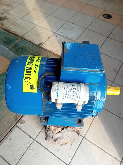 sprzedam nowe i używane silniki elektryczne trójfazowe i na 220v