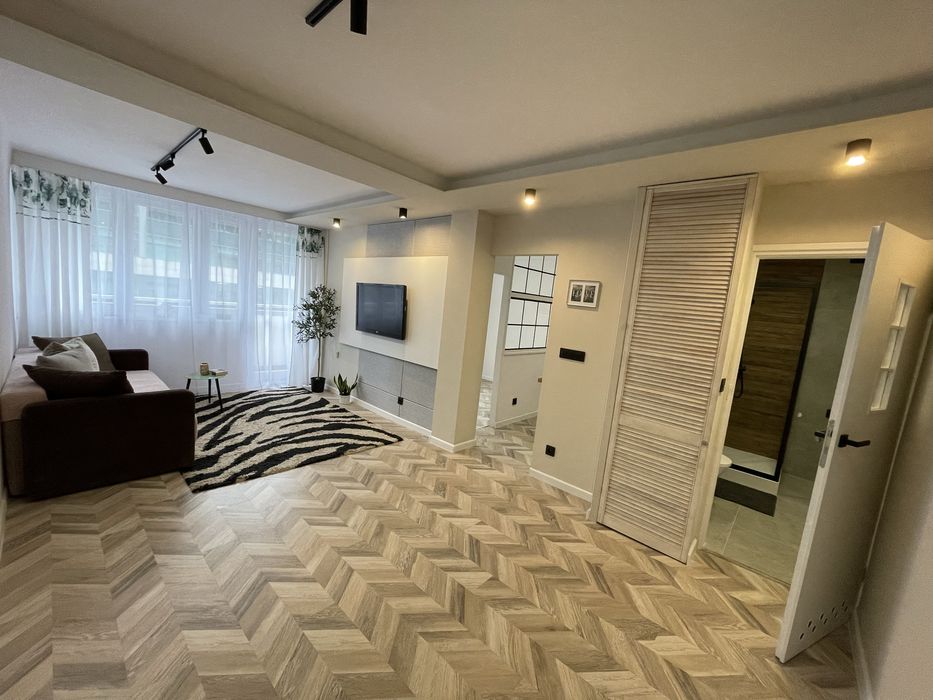 Bezpośrednio - samo centrum Korfantego SUPERJEDNOSTKA