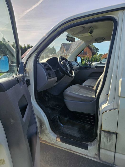 VW Caravelle 1.9 TDI • 2008 • Sprawny • Manual
