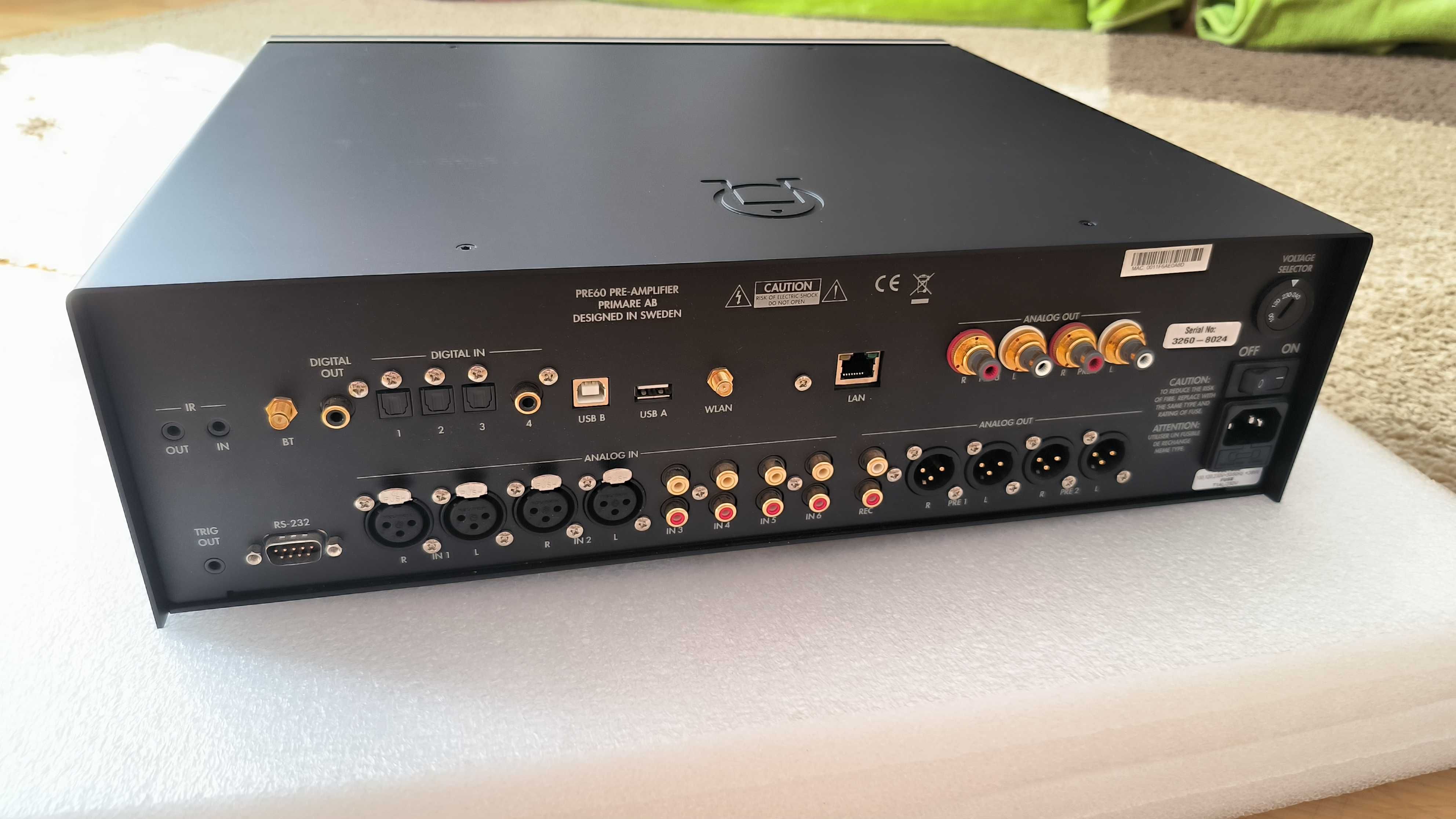 Primare A60/Primare PRE60 poweramp ta preamplifer ta processor hi end