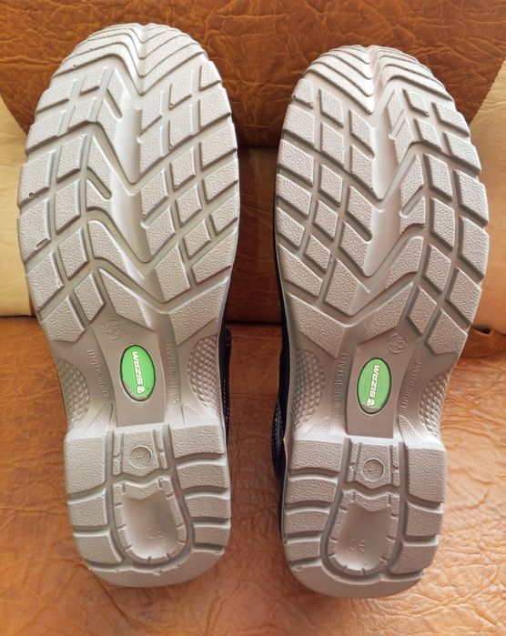 Нові робочі черевики, сандалі з натуральної шкіри, 45 розмір