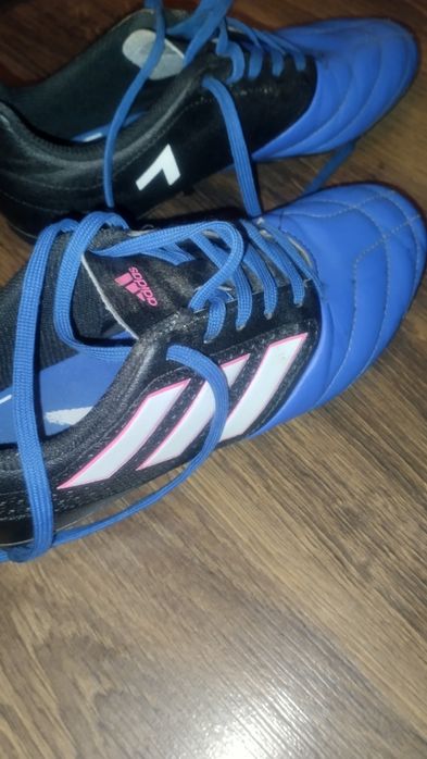 Дитячі бутси 34 розмір