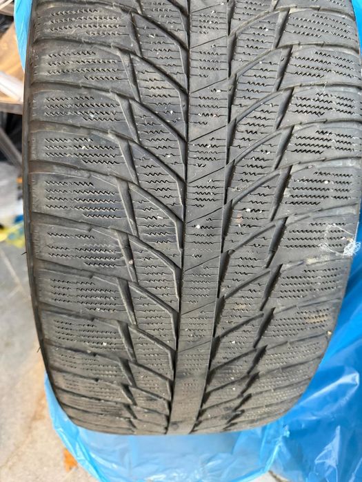 275/45/21 komplet opony zimowе