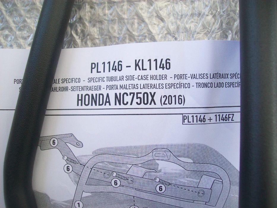 PL1146 PLX1146 HONDA NC750X(16>20) i NC750S (16>20) GIVI stelaż bocz.