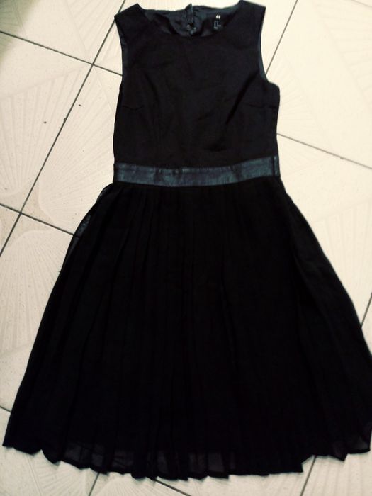 Sukienka HM..- plisowana.roz34.