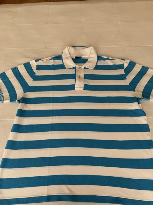 Polo Decenio azul e branco original