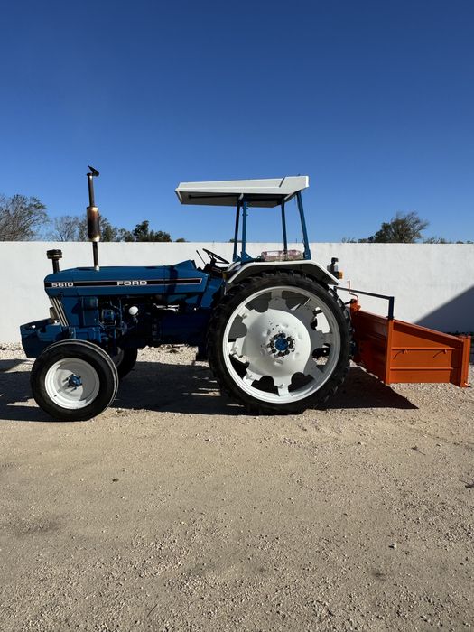 TRATOR FORD 5610
