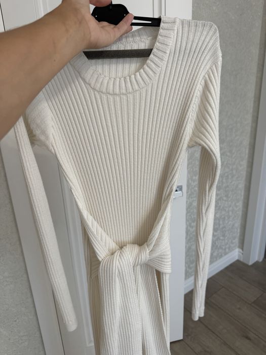 Продам трикотажну сукню