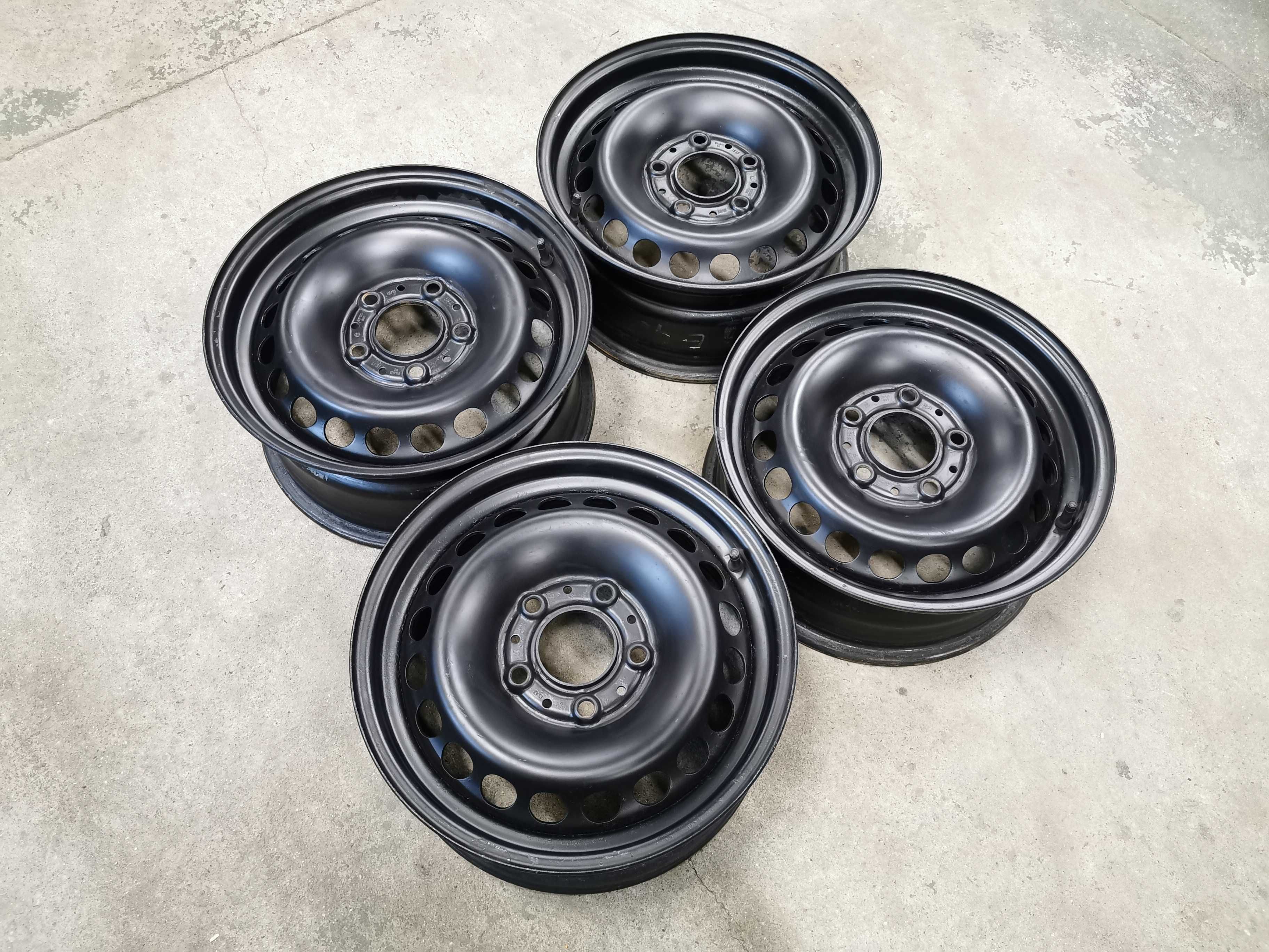 Felgi stalowe OE BMW 15 cali 6Jx15 / 6,5Jx15 / 5x120 /