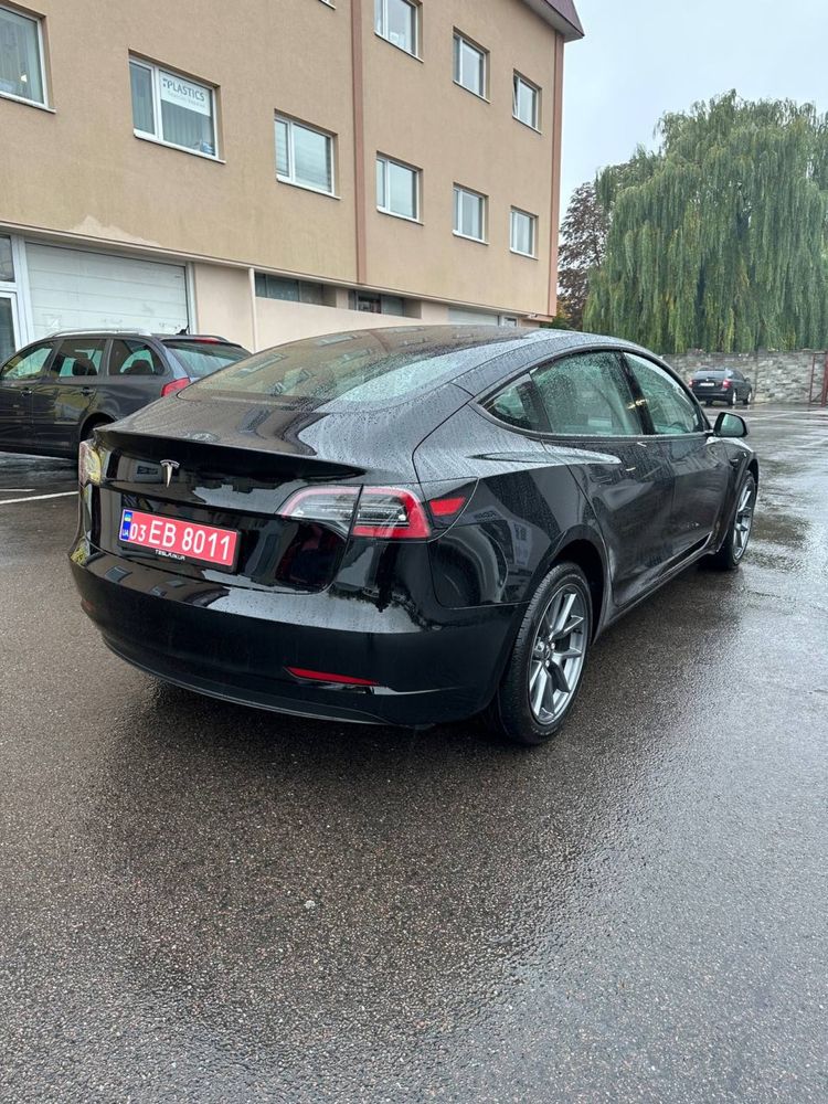 Автомобіль Tesla model 3 2023 ( тесла модел 3)