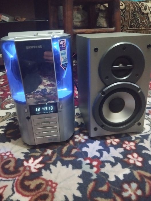 Музичний центр Самсунг