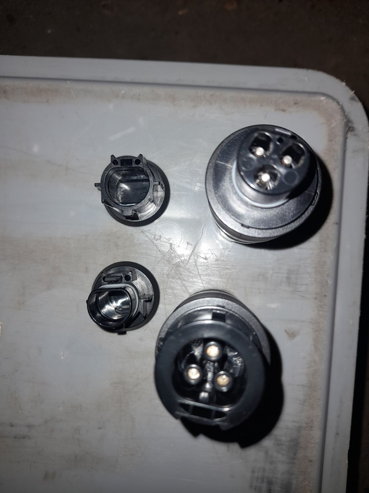 Gniazda, wtyczki oraz zaślepki Betteri BC01 3 pin nowe 600zł do nego!