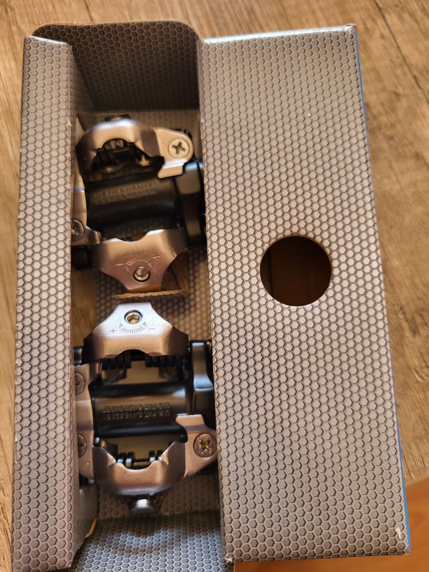 Pedais shimano PD-M520