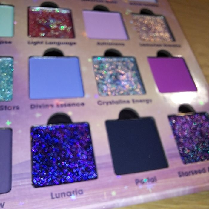 Ensley Reign Lands of Enchantment Lemurian Dreams paleta cieni indie