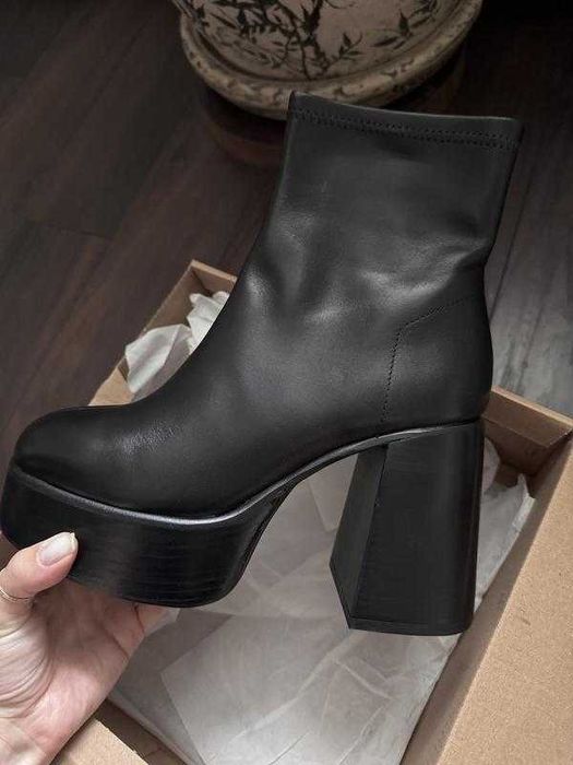 Жіночі шкіряні ботильони Zara 37 шкіряні ботинки зара