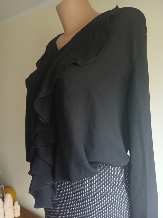 Czarna bluzka damska   32.