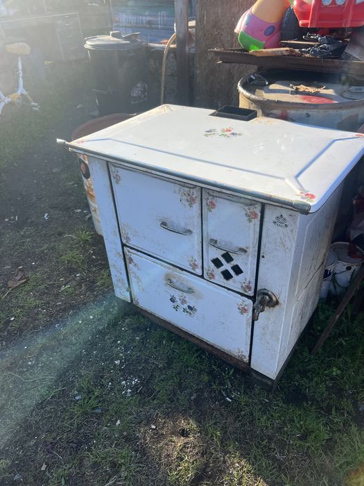 Fogao a lenha em excelente estado