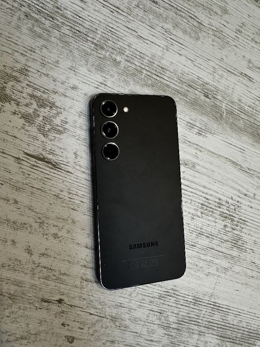 Samsung Galaxy S23 8/256 GB Black ідеальний стан, з офіційного магазин