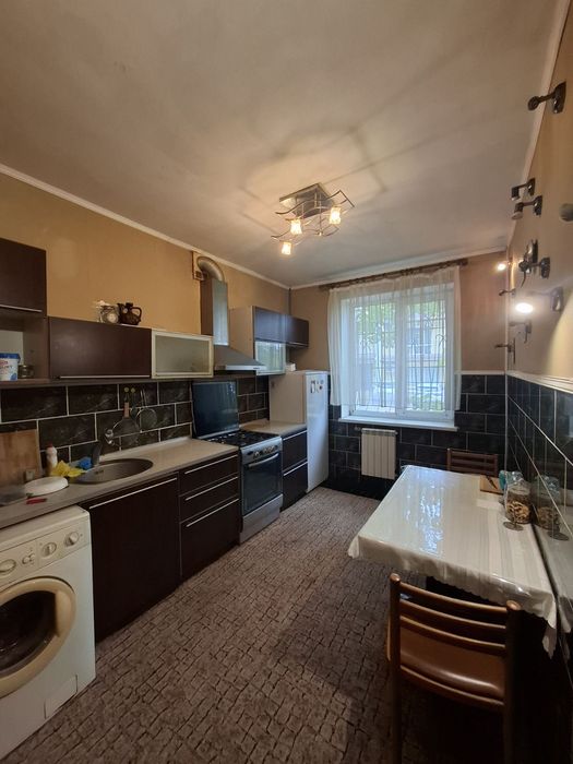 Без комісії!! Продам 2-х кімн.кв, Сталінка. вул.Монтажників.Солом'янка