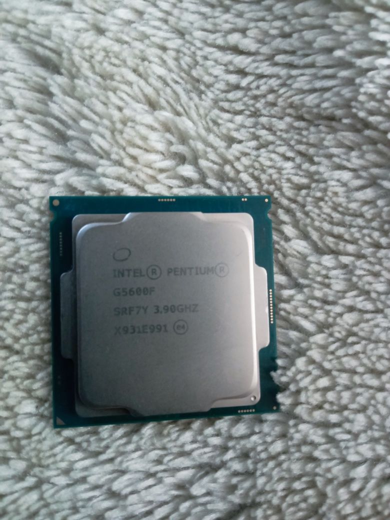Процессор Intel Pentium G5600f