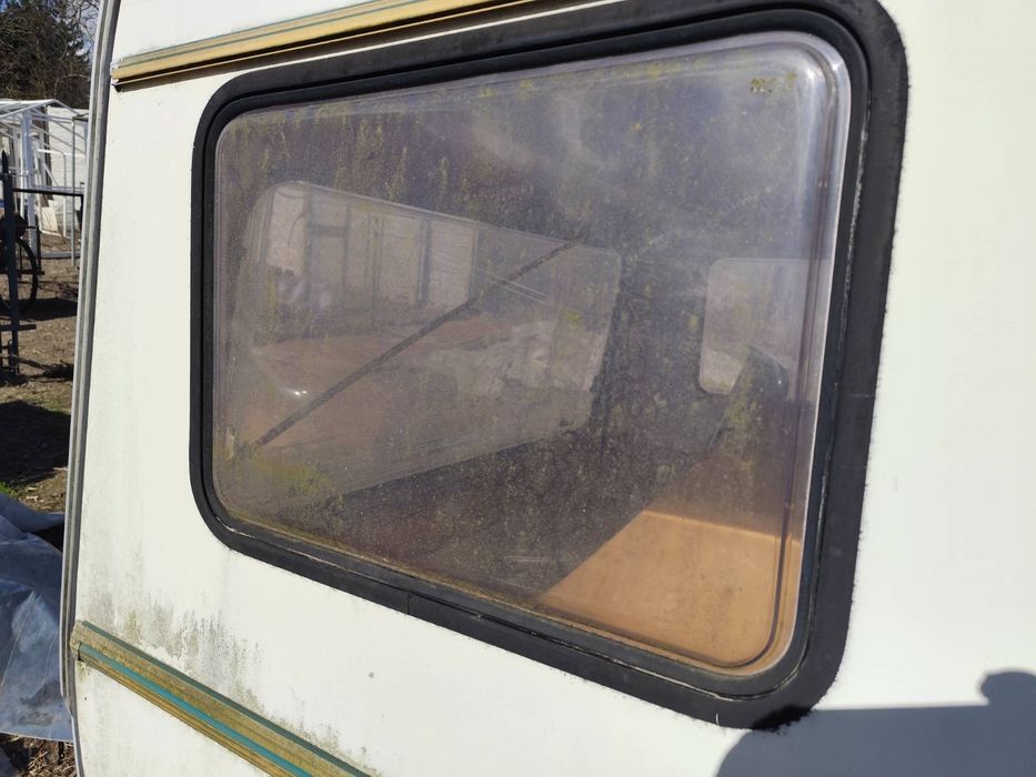 Szyba do przyczepy kempingowej Tabert