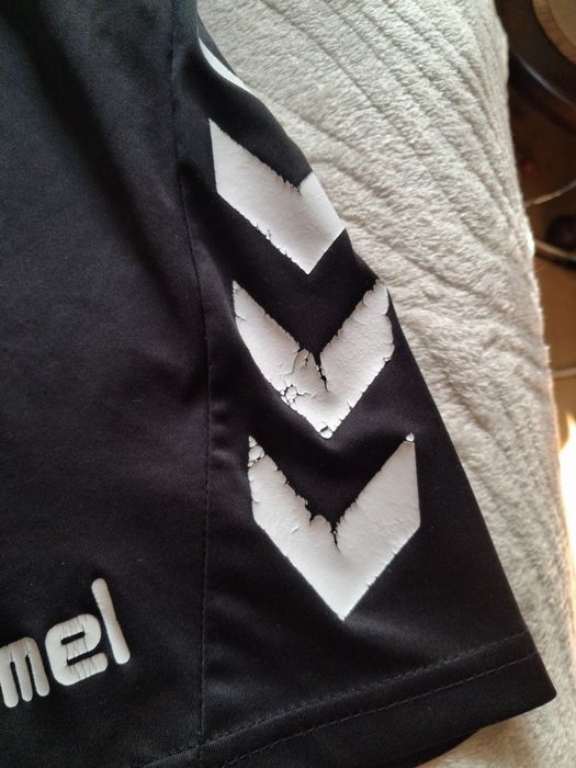 Spodenki męskie sportowe hummel