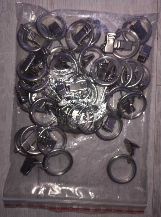 OKAZJA! C ciche kółka do karniszaz żabkamiI 19MM/16MM SATYNA 30 sztuk