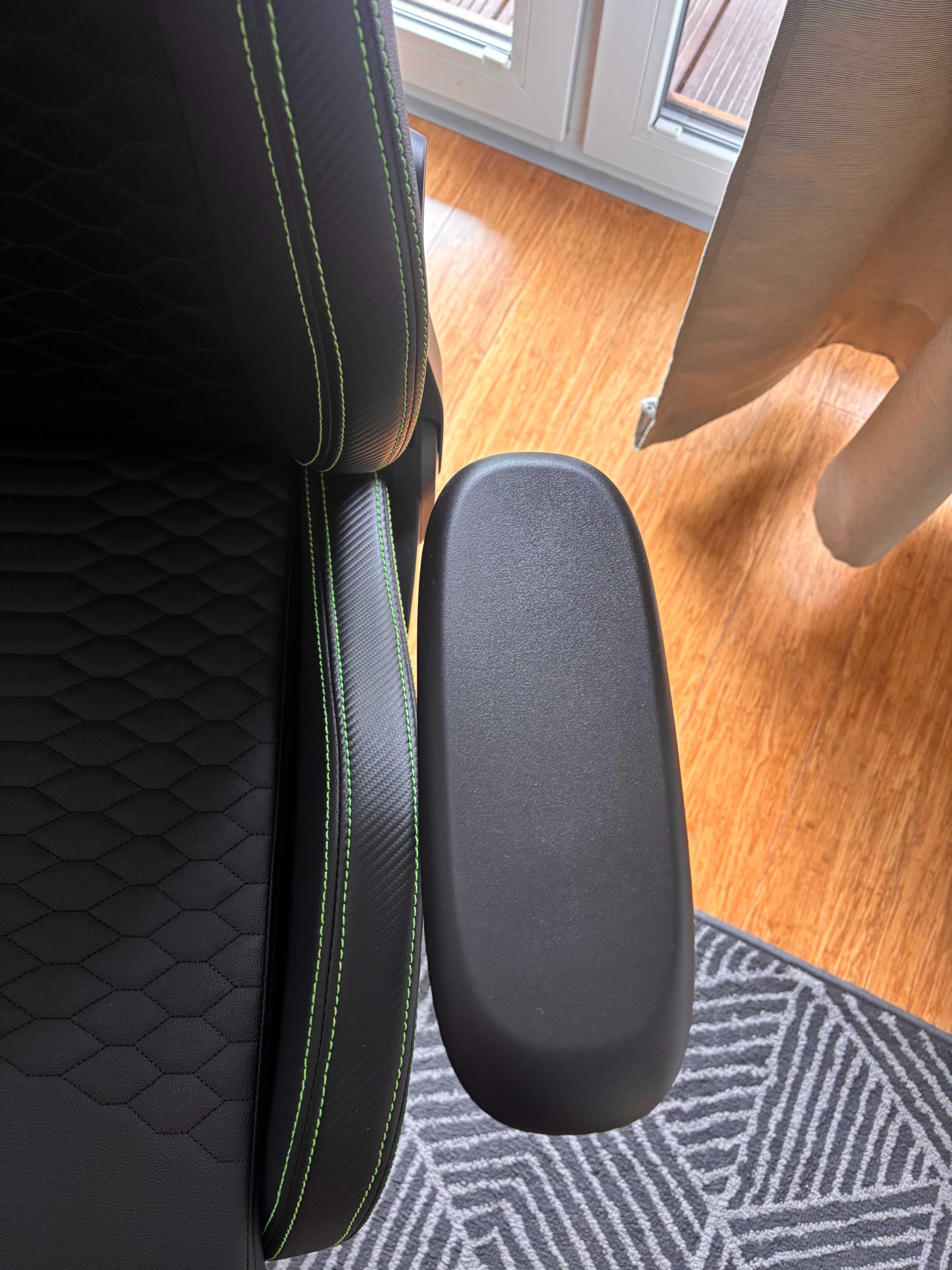 Fotel gamingowy RAZER Iskur X (v1)