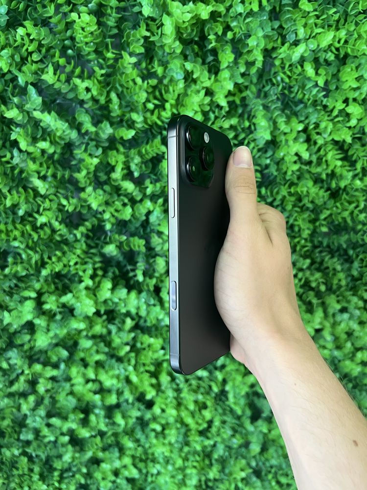 iPhone 15 Pro Max 512GB Black Titanium Neverlock Від Магазину