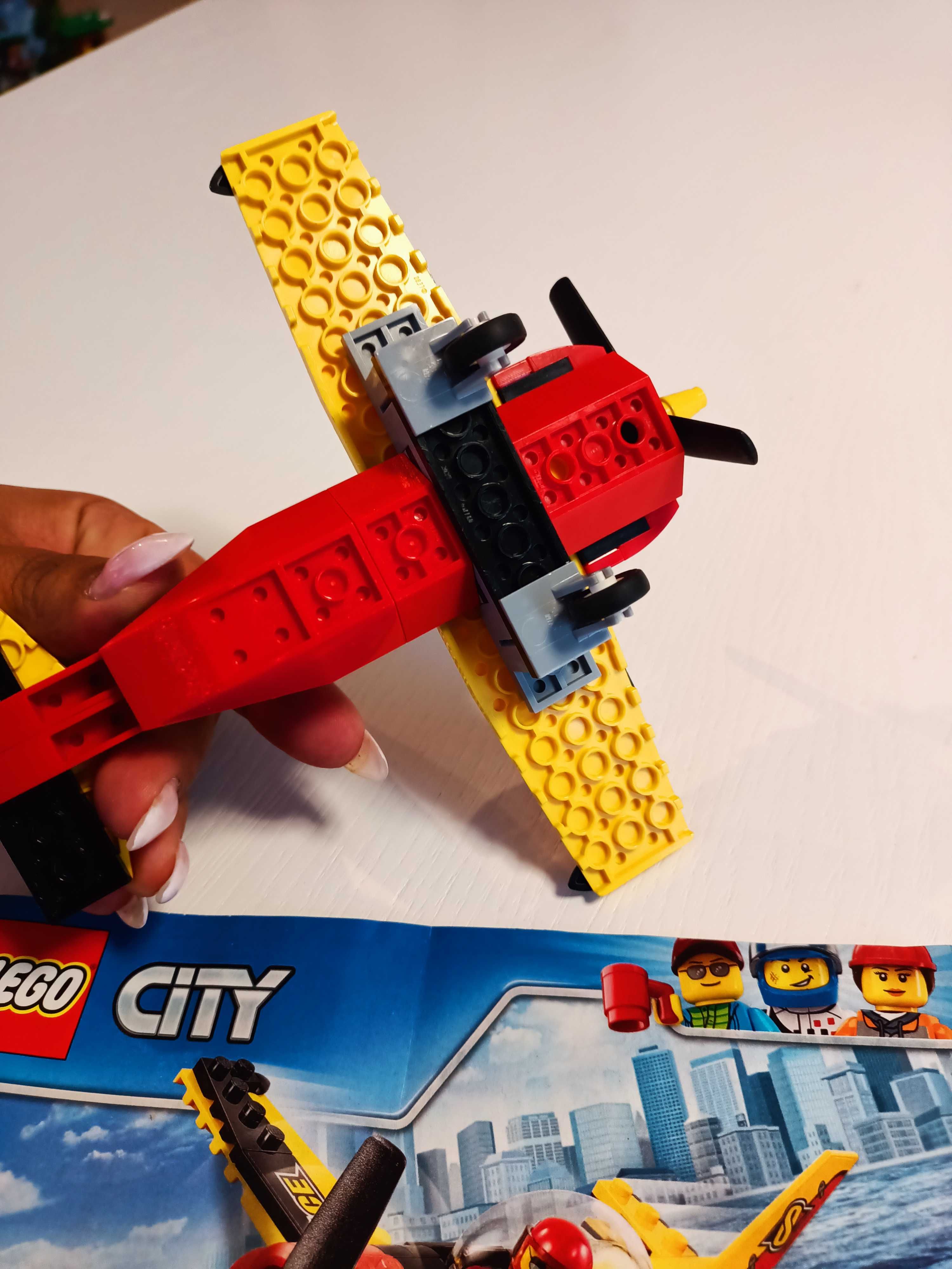 LEGO City 60144 samolot