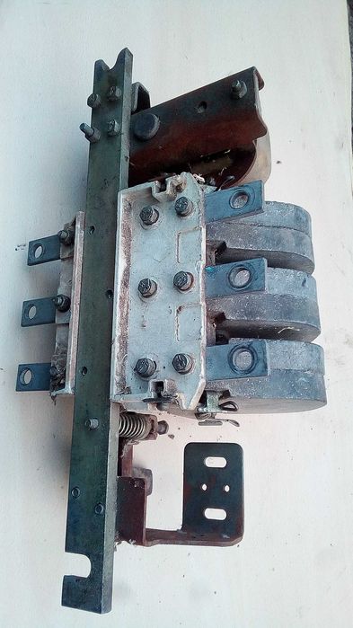 Контактор 220В. 160А