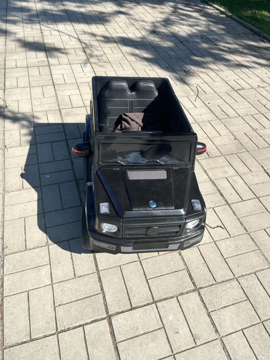 Продам машину на аккумуляторе