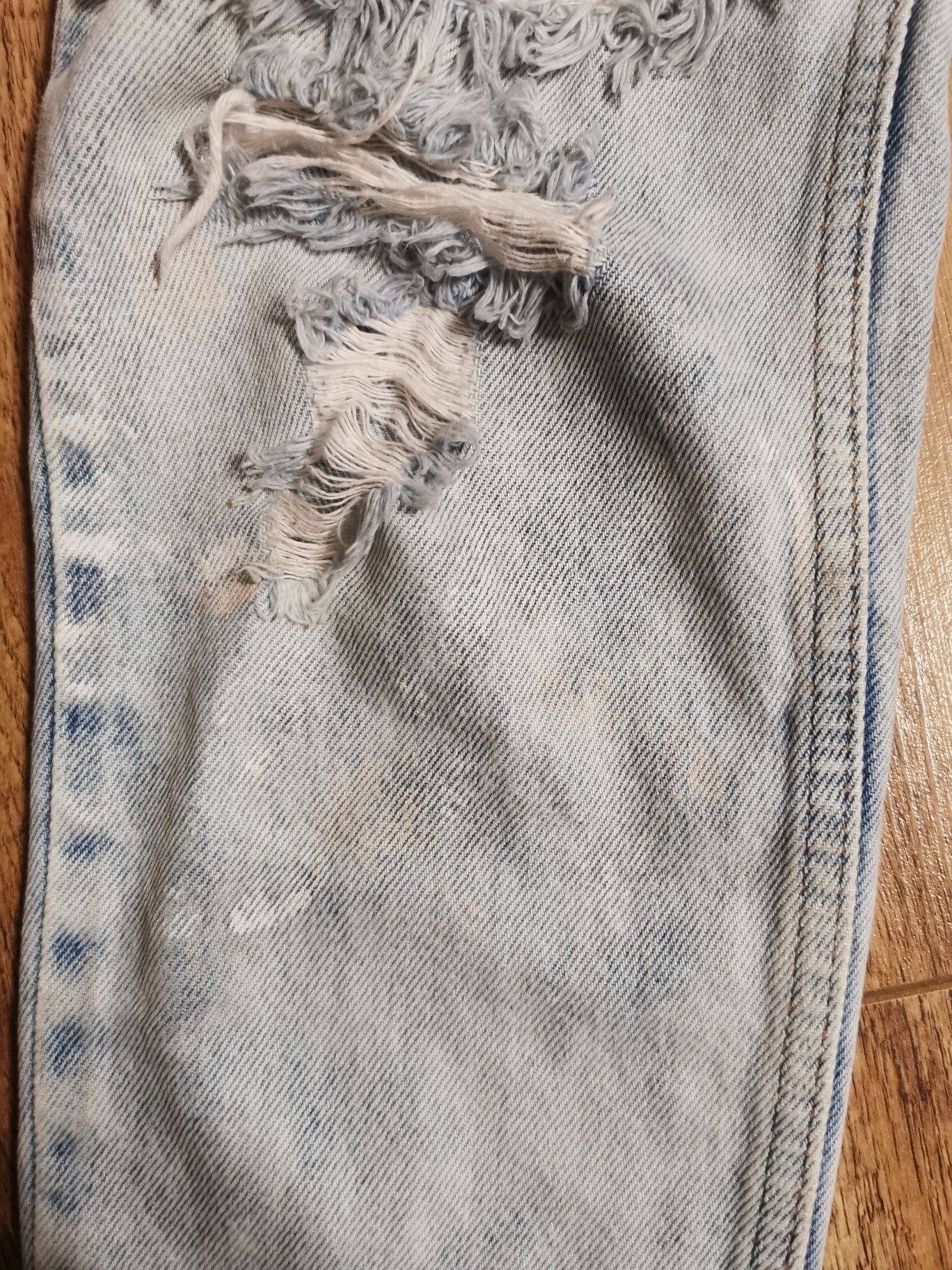 Spodnie jeansy Bershka