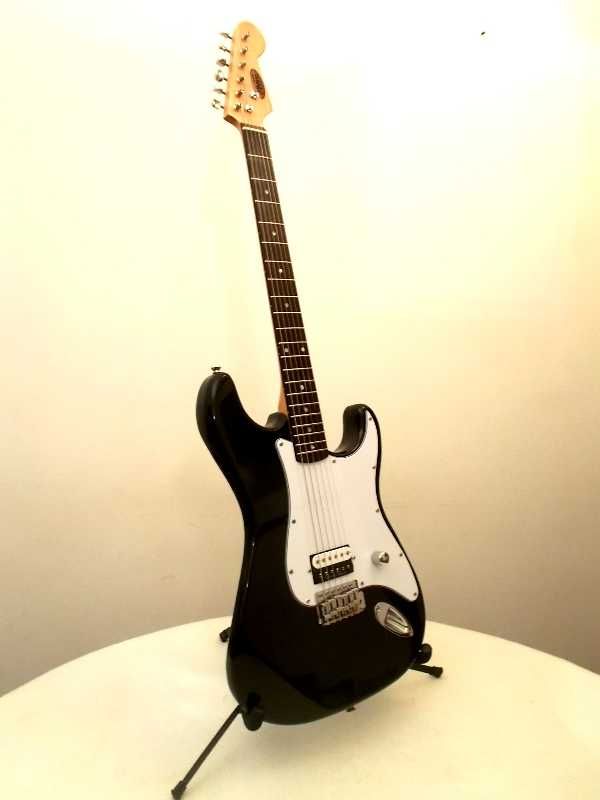 Guitarra nova JMS Vintage Strat, com garantia.