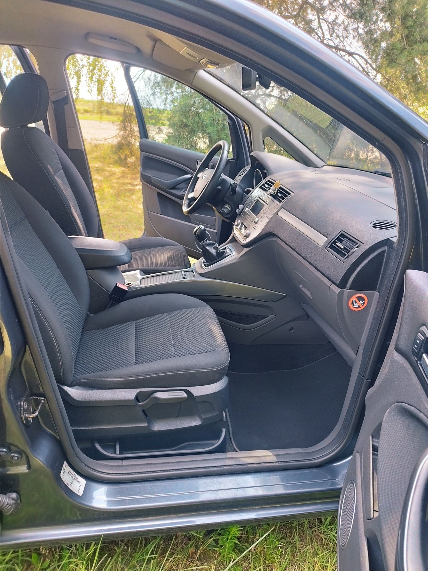 Ford C-Max TITANIUM 2010 rok 1.8 benzyna