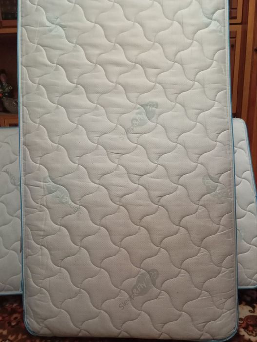 Матрац односпальний