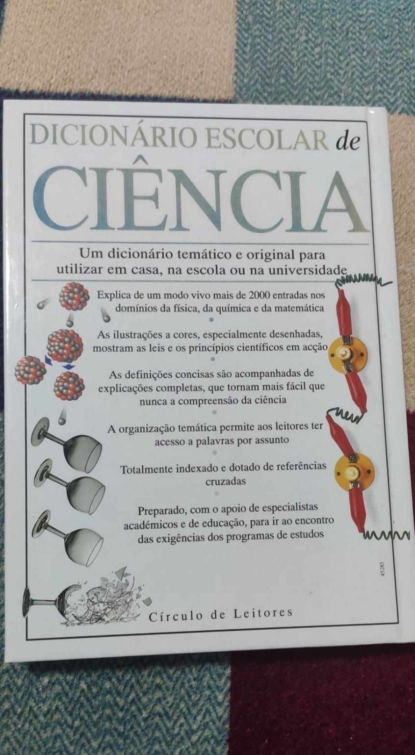 Dicionário Escolar de Ciência