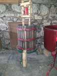 Material necessário para a transformação das uvas em vinho