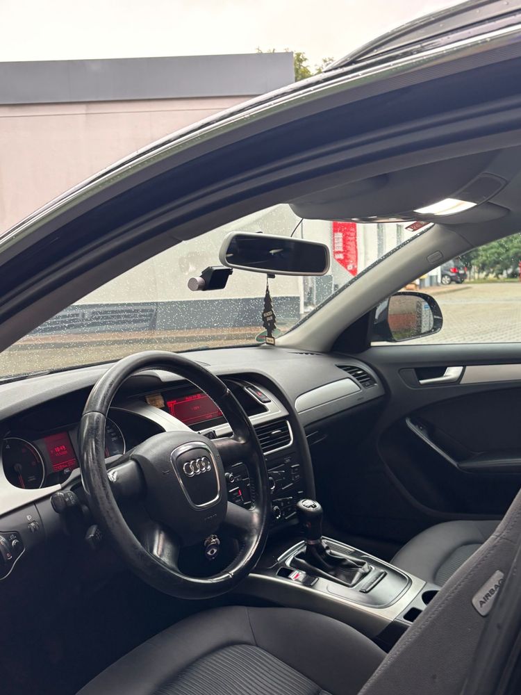 Audi A4 B8 , 2008 r 2.0TDI stan idealny !