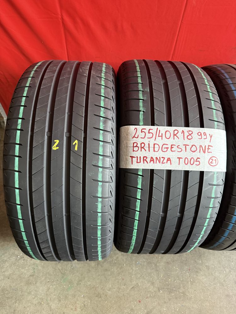 Pneus 225/45/18 + 255/40/18 Bridgestone Todos Iguais
