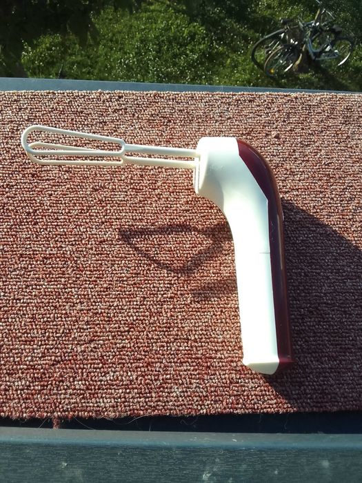 Мини миксер на батарейках  из Европы.