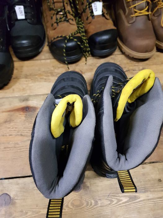 Buty robocze DAKOTA rozm 45 wkł 30 cm S3
