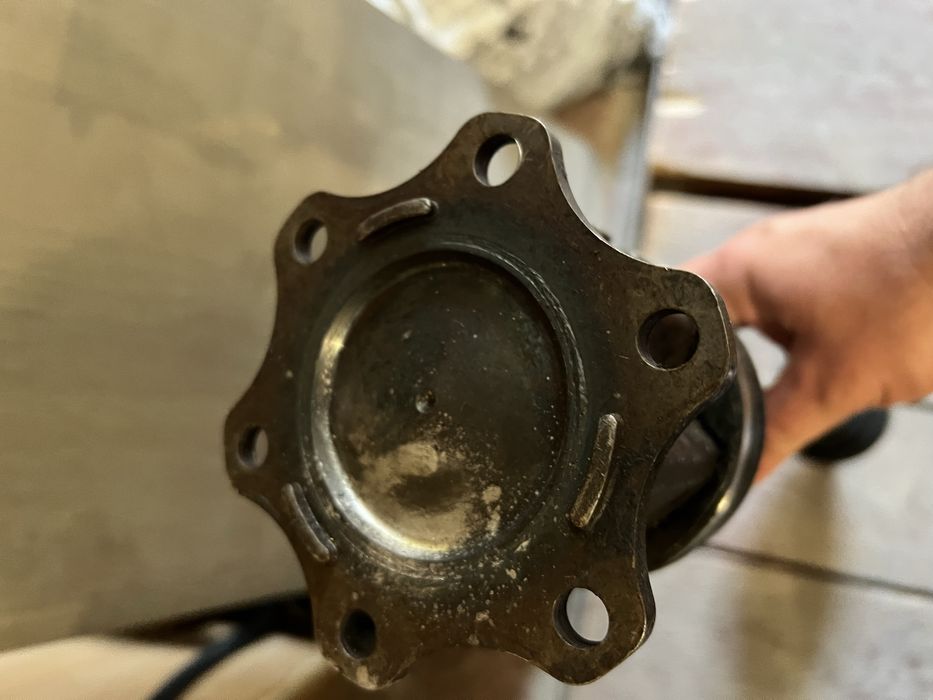 Піввісь передня права 3Q0407272AT