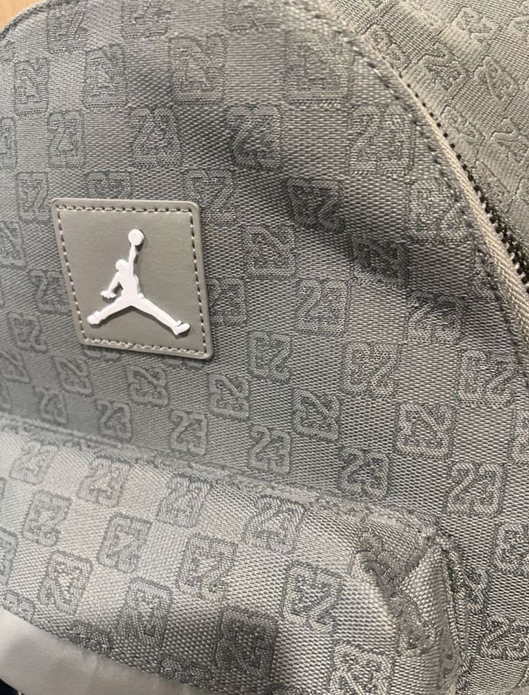 Дорожня сумка Jordan Monogram Duffle Bag сіра ОРИГІНАЛ
