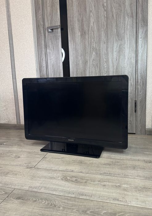 Продам телевизор Philips 32” 32PFL3007H/12