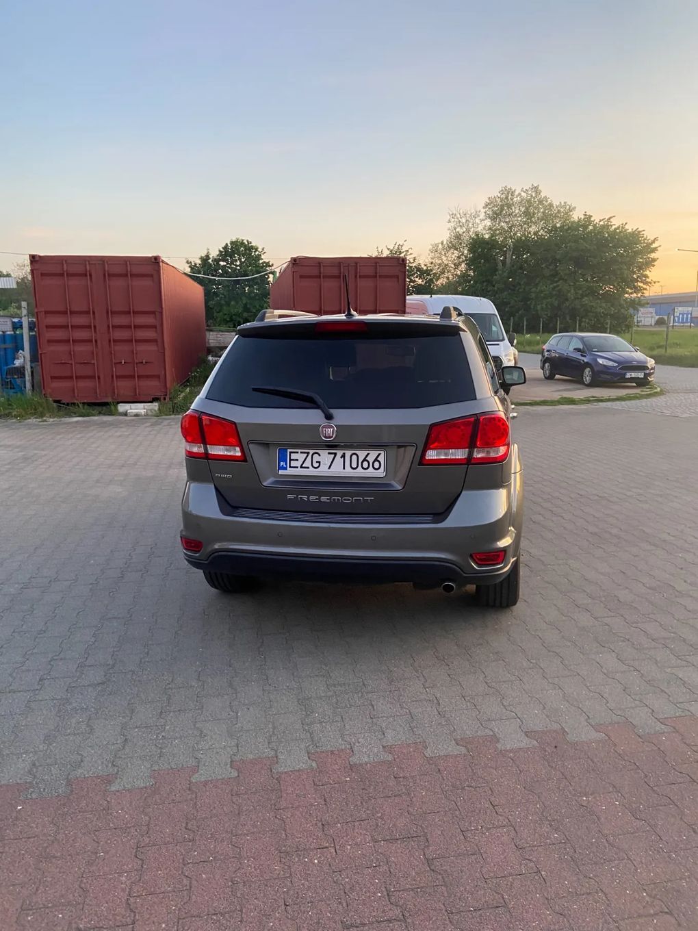 Fiat Freemont Fiat Freemont 2.0AWD 170KM LOUNGE 7 osób Skóry Navi Automat FULL