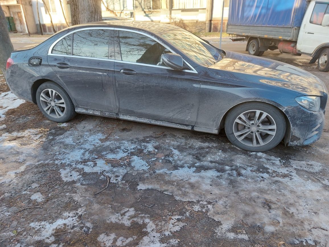 Мерседес W213 E клас 2.0 дизель, разборка, шрот, запчастини.