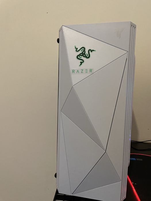 Computador e monitor